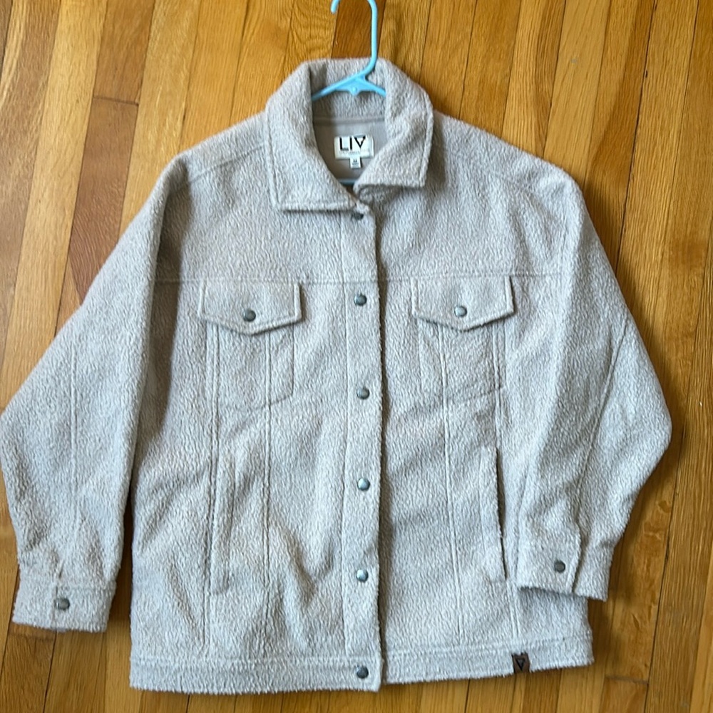 LIV Outdoor Sherpa jacket in taupe